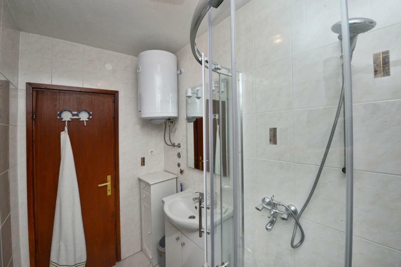 Apartment Kuki 波雷奇 外观 照片